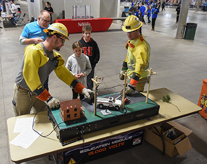 High-voltage table top demo